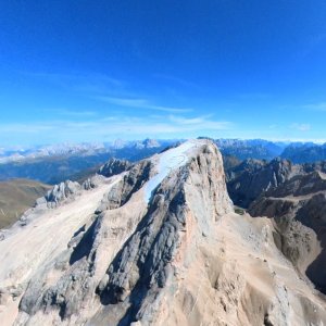 La Marmolada Joyaux des Dolomites