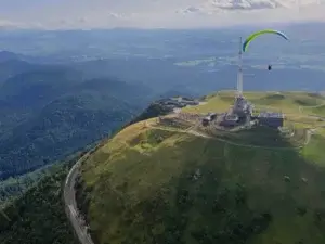 Lire la suite à propos de l’article Voler au Puy de Dôme